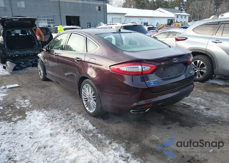 2013 Ford Fusion Se z USA, uszkodzony, nr VIN 3FA6P0H97DR136517